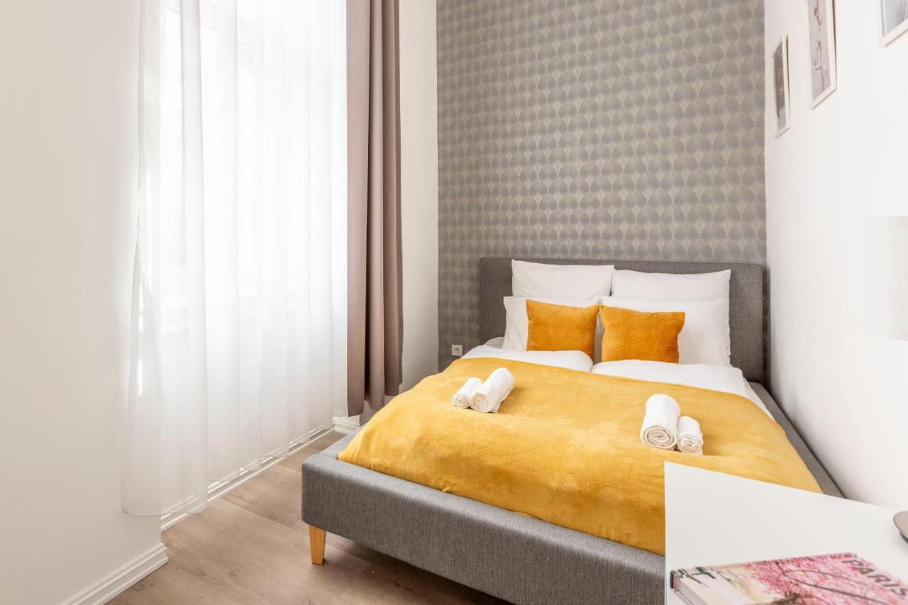 Exclusive Downtown Apartment In The Heart Of Budapest Exterior photo